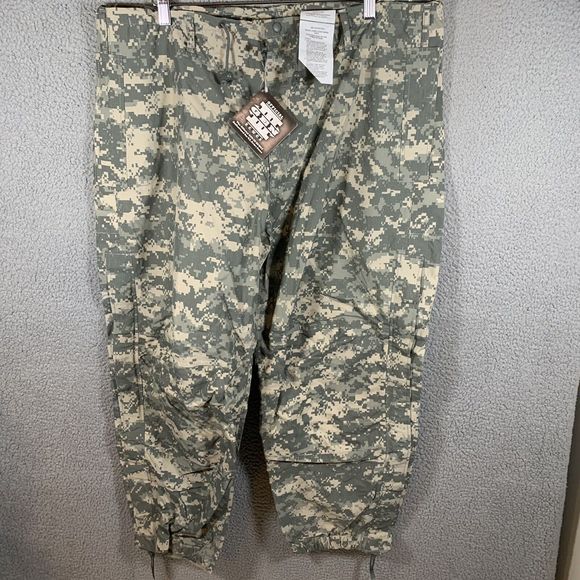 S‎ Gen III L5 ACU Extreme Cold Wet Weather Pants Trousers Size Large Regular NWT